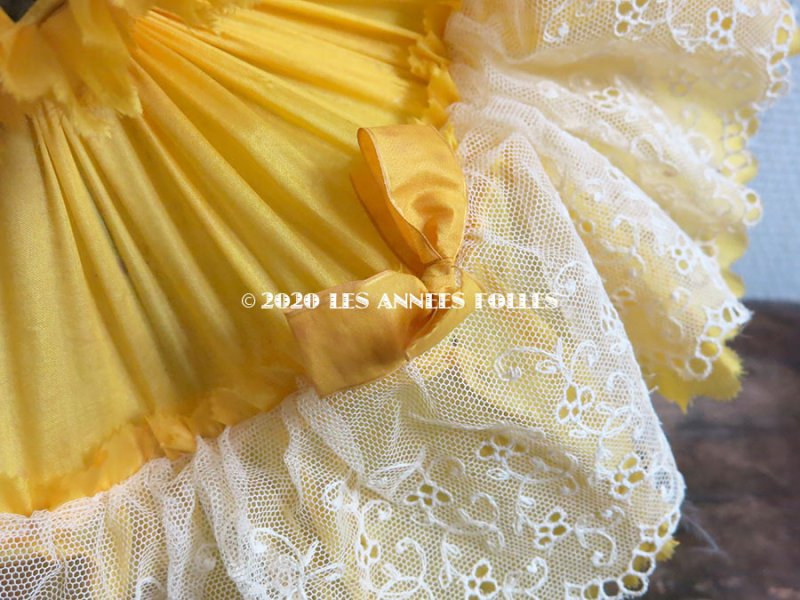 画像8: *蚤の市* 未使用 ラベル付 1900年頃 アンティーク ランプシェード フリル&レース シルク製 山吹色 ブドワール - AU BON MARCHE -