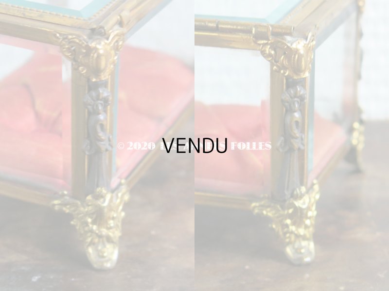 画像12: 19世紀末 アンティーク ジュエリーボックス ロカイユ装飾のフレーム  スモーキーオレンジのシルク製クッション