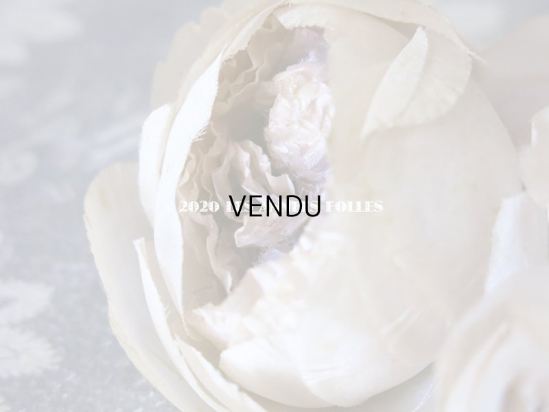 画像9: 未使用 ラベル付き アンティーク シルク製 薔薇の布花 クォーターロゼット咲き コサージュ 淡いパープル