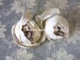画像4: 未使用 ラベル付き アンティーク シルク製 薔薇の布花 クォーターロゼット咲き コサージュ 淡いパープル