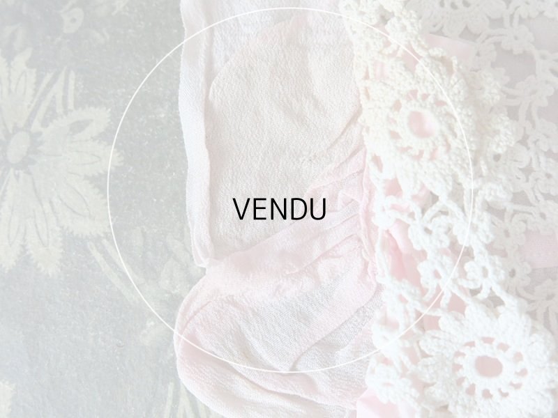 画像17: アンティーク * 蚤の市セット * ウェディング用 ミュール & リボン付きクロシェレースのテーブルセンター