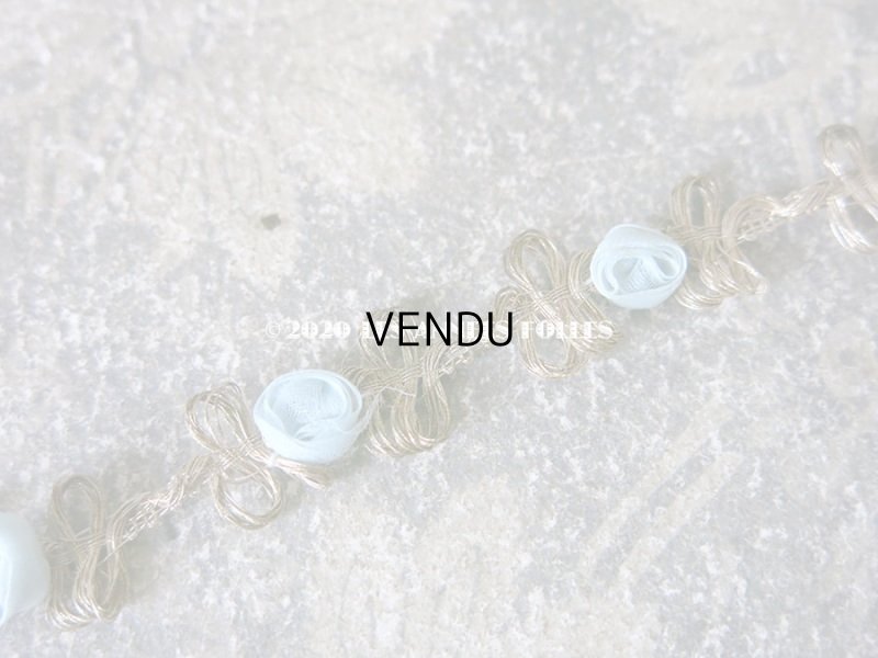 画像4: 1920年代 アンティーク メタル & シルク製 水色の薔薇のロココトリム ロココリボン ゴールド 16.5cm