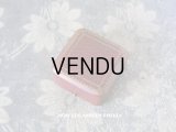 【クリスマスセール2020対象外】 アンティーク  金彩入り ジュエリーボックス ダークレッド