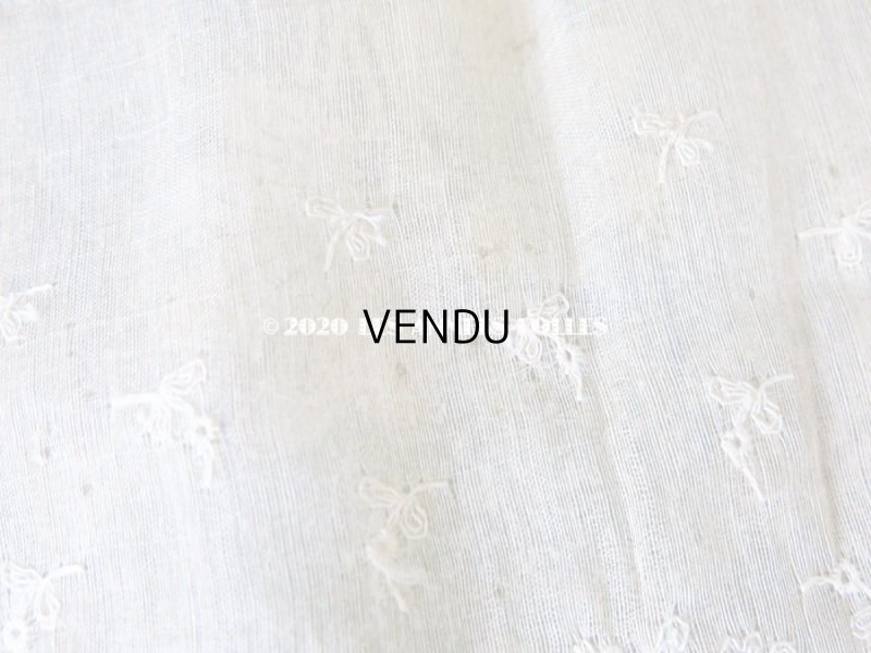 画像11: 【クリスマスセール2020対象外】 1900年代 アンティーク  幅広 花刺繍入り シルク＆コットン生地　ドレスの裾  16.2cm幅 ライトベージュ