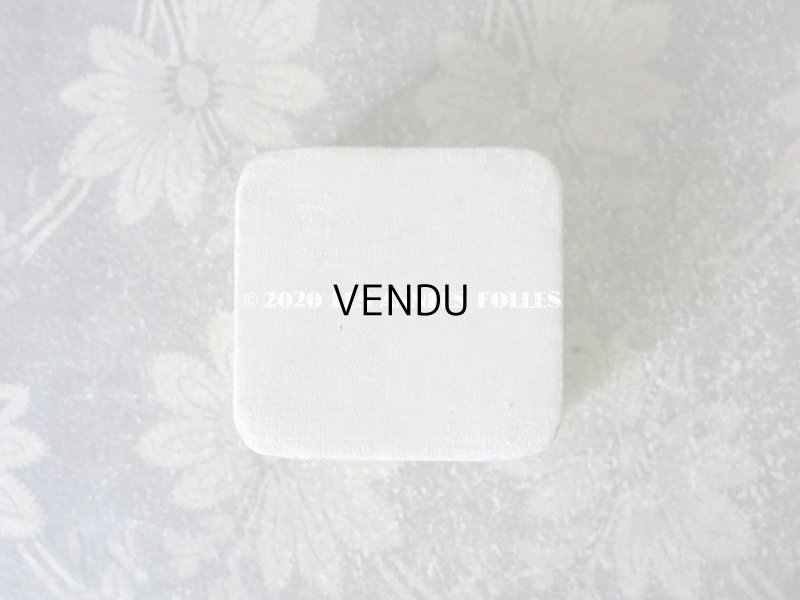 画像7: アンティーク 　シルクサテンのジュエリーボックス  オフホワイト