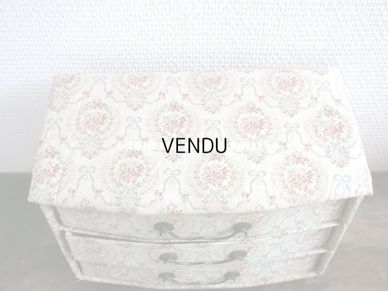 画像9: 1900年代 アンティーク 薔薇のメダイヨン&水色のリボン カルトナージュボックス 3段 26.3×14.9×19.1cm