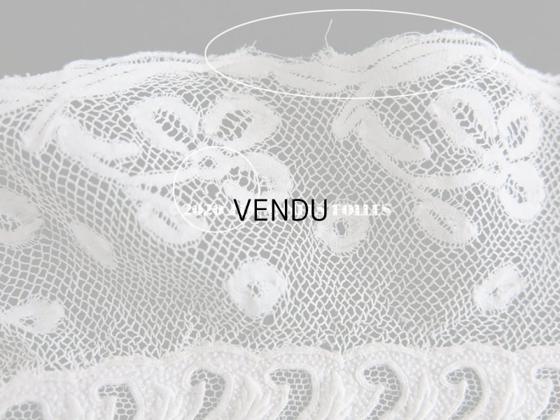 画像16: 19世紀 アンティーク  結婚式のハンカチ 【MM】 鈴蘭のホワイトワーク & 手編みのヴァランシエンヌレース