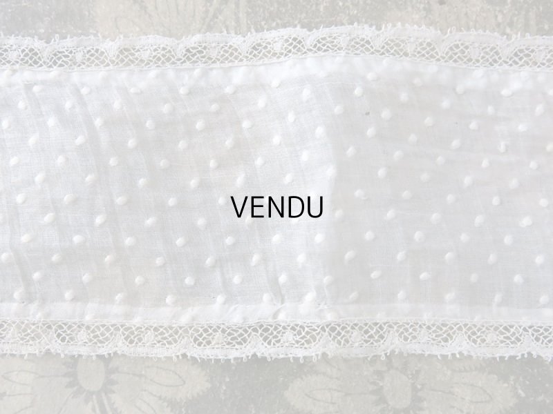 画像15: アンティーク  ドットの刺繍入り コットン生地のリボン　4.5m ヴァランシエンヌレースの縁取り