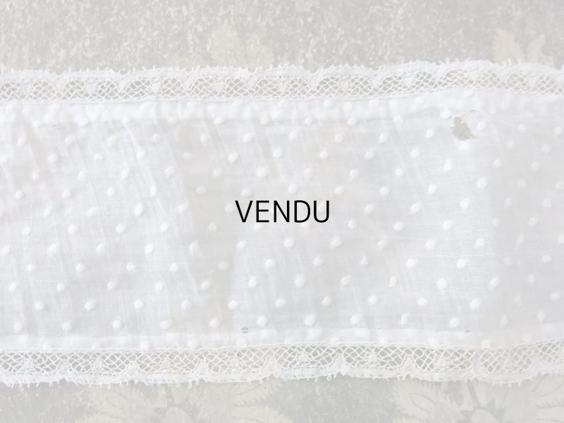 画像16: アンティーク  ドットの刺繍入り コットン生地のリボン　4.5m ヴァランシエンヌレースの縁取り