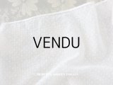 アンティーク  ドットの刺繍入り コットン生地 