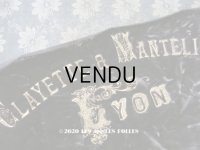 アンティーク  CLAYETTE & MANTELIERのロゴ入り シルク製 ベルベット ブラウン　37×120cm