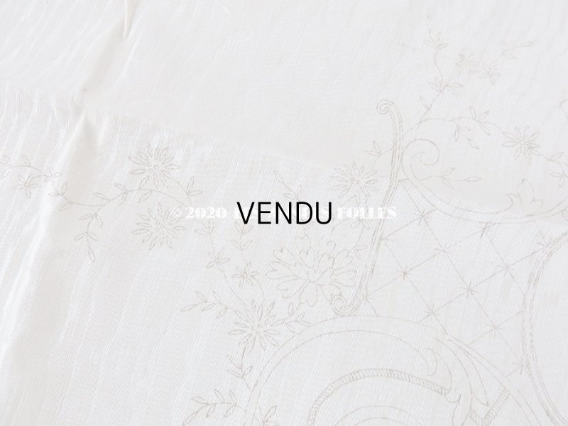 画像10: アンティーク  リボン刺繍の図案入り 大きなシルク製ファブリック