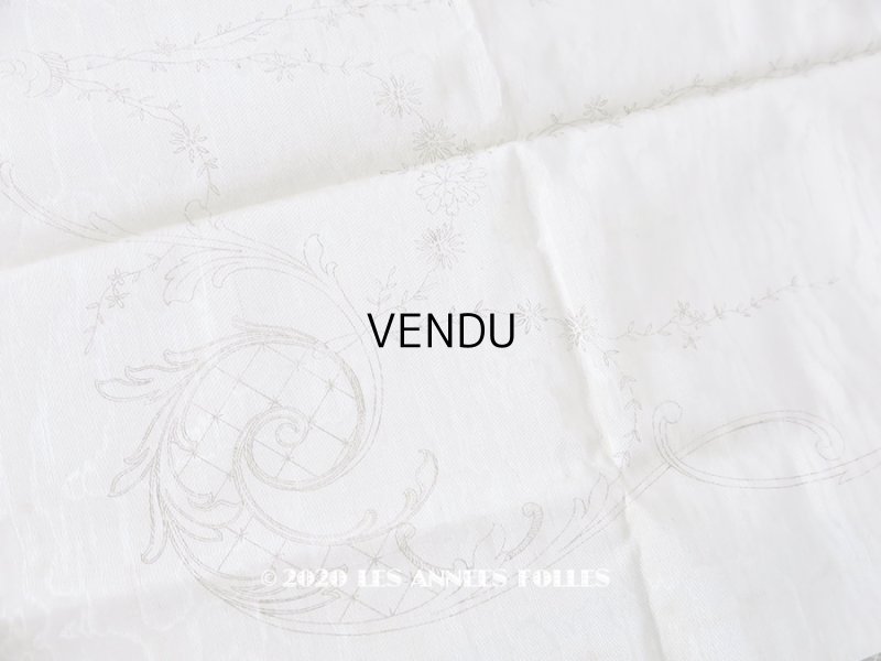 画像12: アンティーク  リボン刺繍の図案入り 大きなシルク製ファブリック
