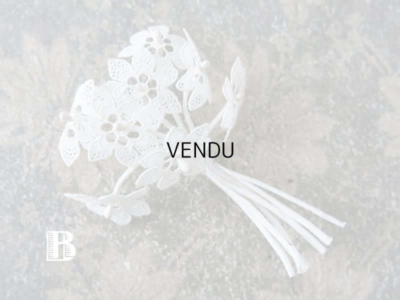 画像5: アンティーク 白いレースの布花