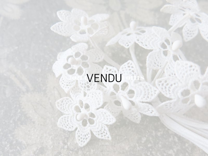 画像3: アンティーク 白いレースの布花