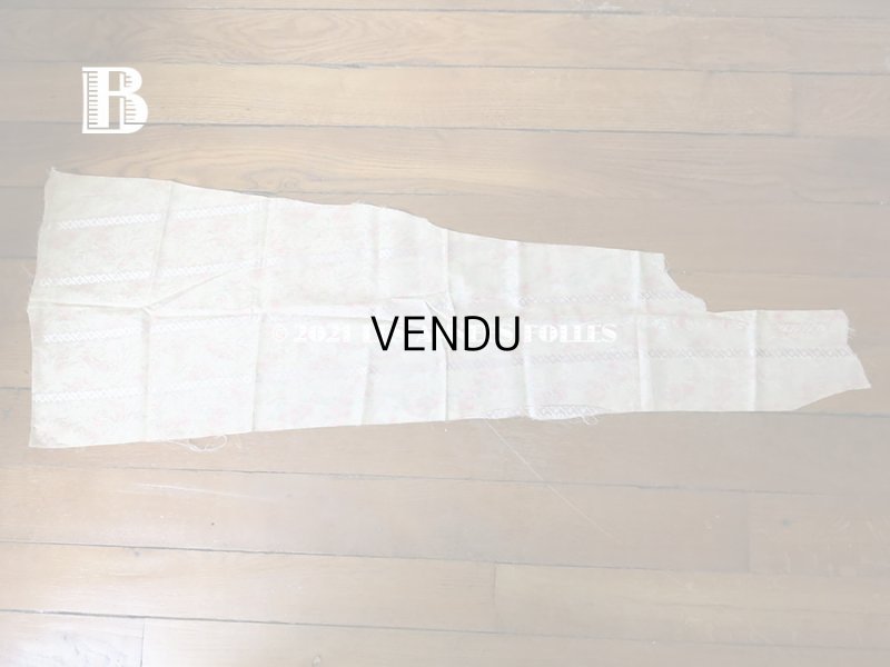 画像7: 19世紀 アンティーク  シルク製 ファブリック ほぐし織 ピンクの薔薇＆勿忘草のリース