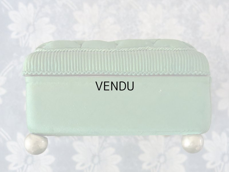 画像10: 19世紀 アンティーク ナポレオン3世時代 お菓子箱 薔薇のハンドペイント チョコレートボックス