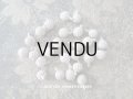 1900年代 アンティーク  コットンクロシェのポンポン (ボタン) 25ピースのセット リング状の紐付き
