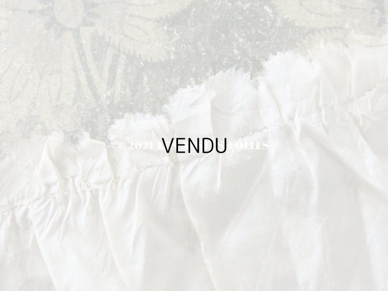 画像3: 1900年代 アンティーク  幅広 シルク製 オフホワイトのフリル  4.5m  13.5cm幅