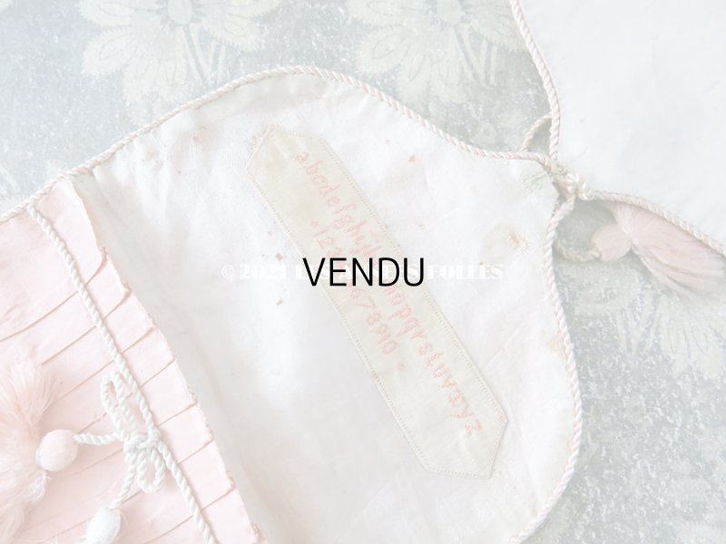 画像3: 19世紀末 アンティーク ポンポン付き シルク製 淡いピンク裁縫道具用ポシェット