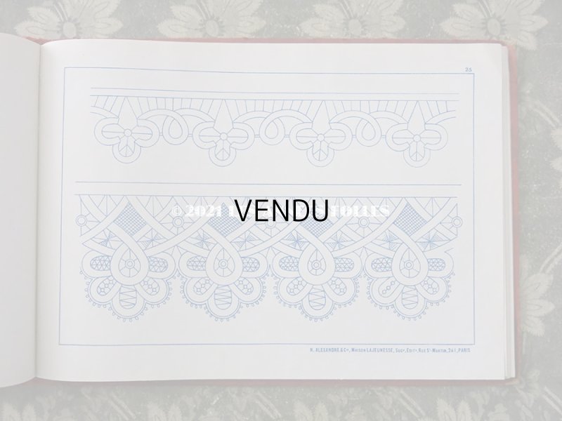 画像10: アンティーク クロスステッチ & モノグラム & クロシェ & ギピュールの刺繍とレースの図案帳 ALBUM DE MARQUES & BRODERIES CROCHET GUIPURE RENAISSANCE