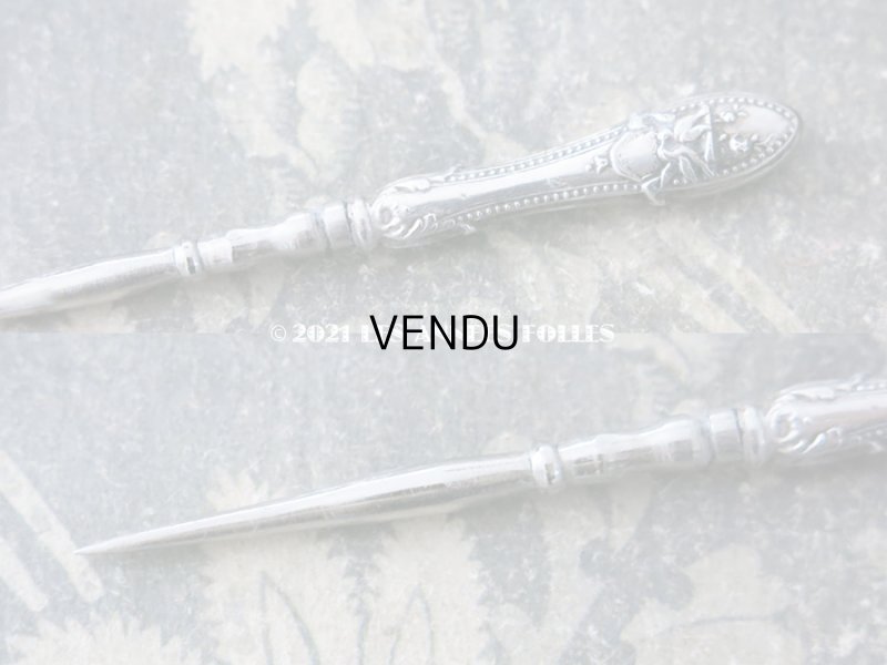 画像9: 1900年代 アンティーク シルバー製 鳥＆薔薇 目打ち & ニードルケース 裁縫道具