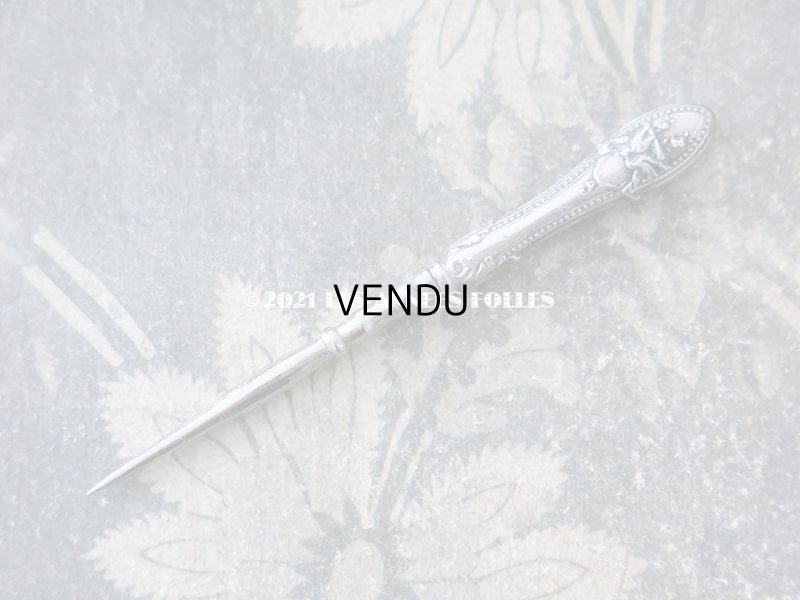 画像8: 1900年代 アンティーク シルバー製 鳥＆薔薇 目打ち & ニードルケース 裁縫道具