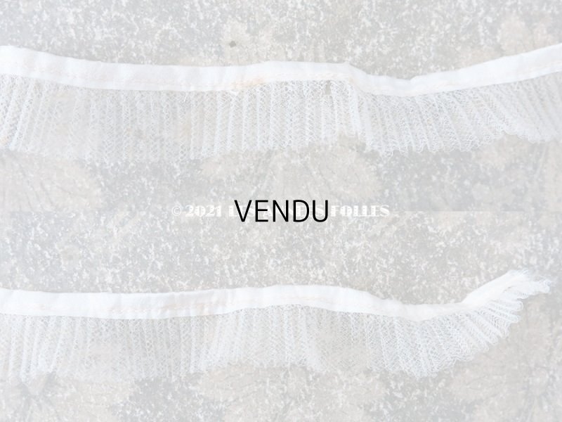 画像3: アンティーク シルク製 チュールレースのプリーツリボン オフホワイト  2.5cm幅  56cm