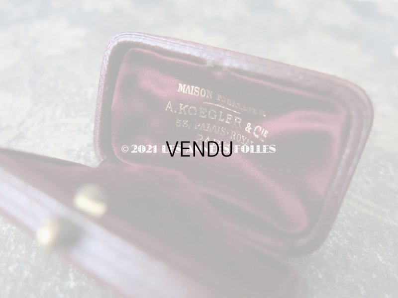 画像7: アンティーク 本革製 イニシャル入り AE ジュエリーボックス  ボルドー ブローチ用