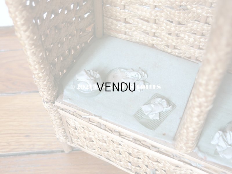 画像15: アンティーク  ドール付き プレゼンテーション パニエ