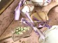 画像8: 1900年代 アンティーク 子供用玩具 薔薇のトワレットセット菫のブーケ付き
