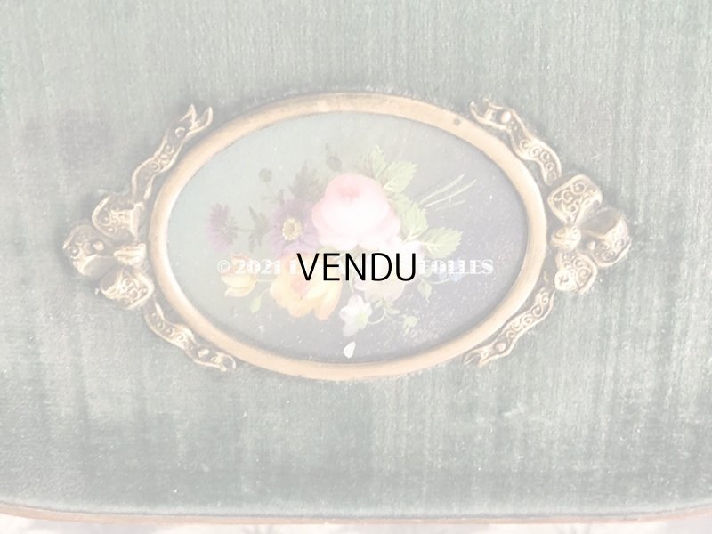 画像4: 19世紀 アンティーク ナポレオン3世時代 チョコレートボックス 薔薇のブーケ　お菓子箱 グリーンのベルベット