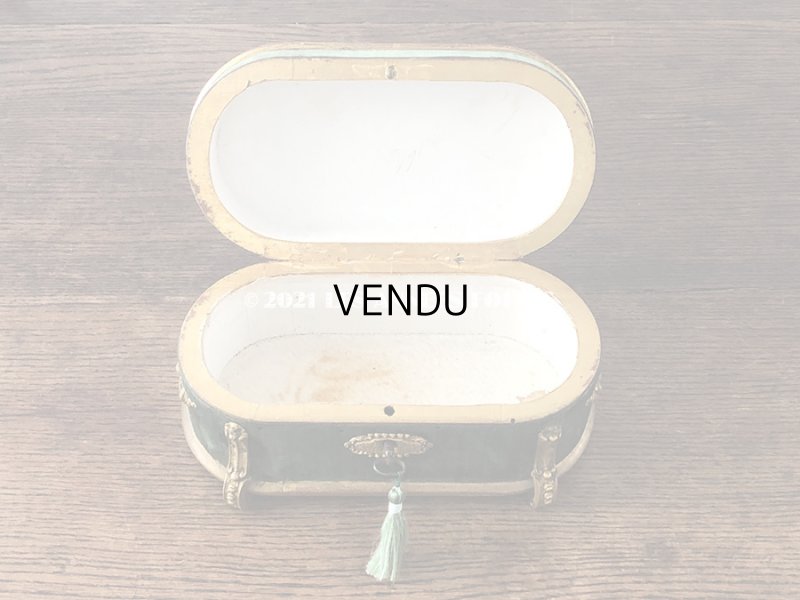 画像5: 19世紀 アンティーク ナポレオン3世時代 チョコレートボックス 薔薇のブーケ　お菓子箱 グリーンのベルベット