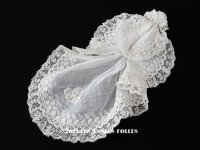 19世紀 アンティーク  クラヴァット ホワイトワーク & 手編みのヴァランシエンヌレース イニシャルの刺繍入り
