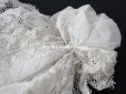 画像8: 19世紀 アンティーク  クラヴァット ホワイトワーク & 手編みのヴァランシエンヌレース イニシャルの刺繍入り