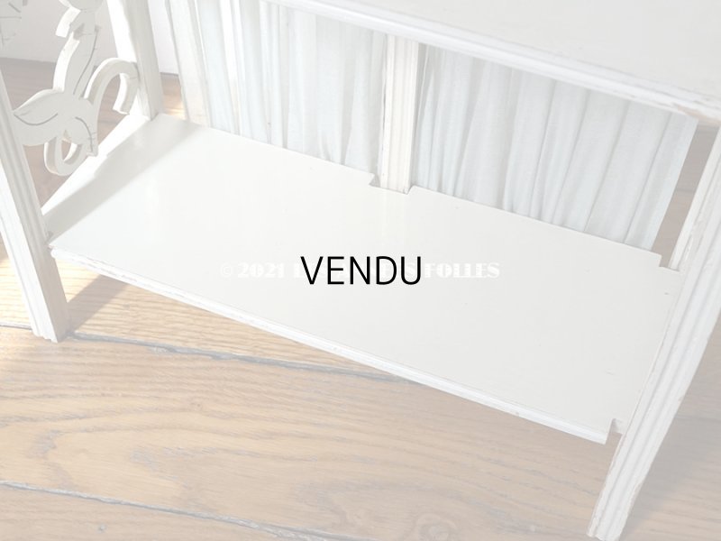 画像8: 1900年代 アンティーク 木製ラック 淡いブルーのカーテン付き