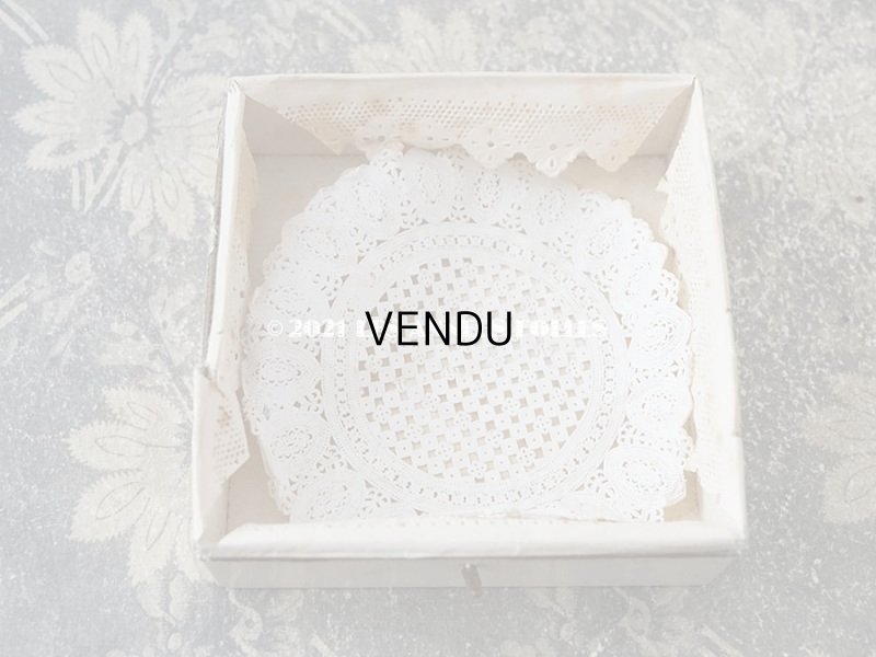 画像12: 19世紀 アンティーク ナポレオン3世時代 チョコレートボックス パウダーピンク お菓子箱 レースペーパー付