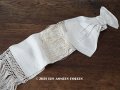 アンティーク ウェディングドレスの大きなシルクリボン オフホワイト 77×18cm
