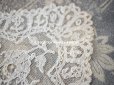 画像18: 19世紀 アンティーク イニシャル・モノグラム刺繍入り 結婚式のハンカチ アプリカシオン・アングルテール (ボビンレース)　