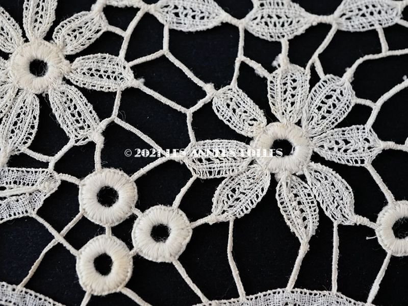 画像7: アンティーク  とても小さなレースの付け襟  花模様