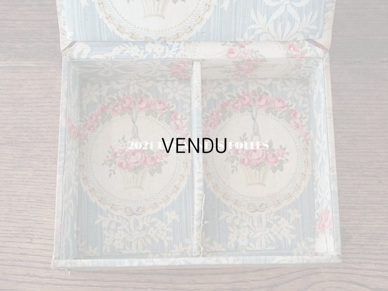 画像8: 1900年代 アンティーク 薔薇の花かご＆花とリボンのガーランド　カルトナージュボックス 淡いブルー