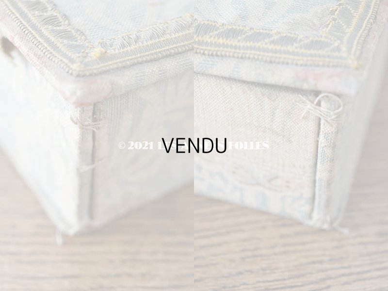 画像6: 1900年代 アンティーク 薔薇の花かご＆花とリボンのガーランド　カルトナージュボックス 淡いブルー