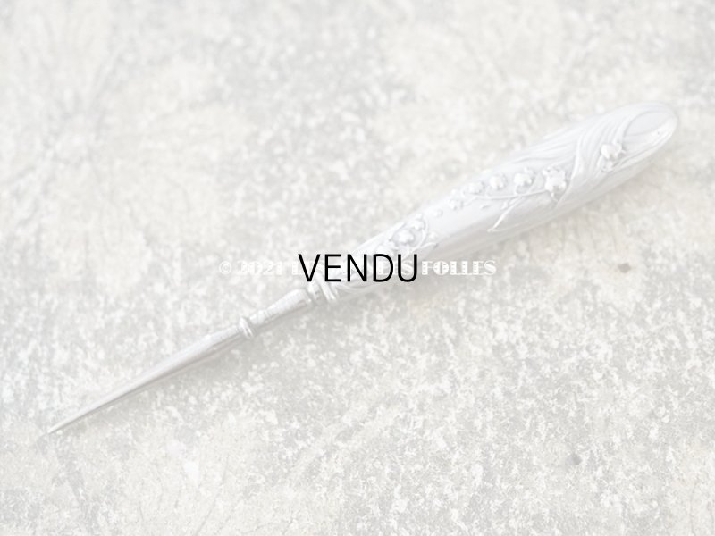 画像4: アンティーク 鈴蘭の裁縫道具セット