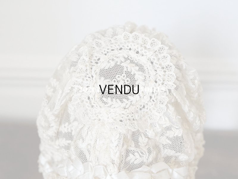 画像8: アンティーク ドール用 小さなボネ オフホワイトのシルクリボン&手刺繍・手編みのレース