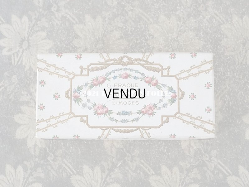 画像3: 1920年代 アンティーク ドラジェのお菓子箱 薔薇＆勿忘草のリース　G.FRAQUE LIMOGES 