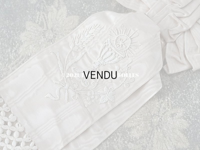 画像4: 1900年代 アンティーク とても小さな腕章 初聖体 グレイッシュピンク シルク製