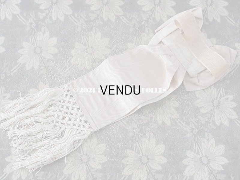 画像6: 1900年代 アンティーク とても小さな腕章 初聖体 グレイッシュピンク シルク製