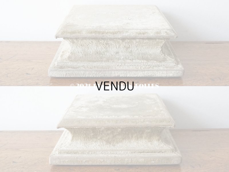 画像5: アンティーク ベルベットの大きな台座 オリーブグリーン スクエア型