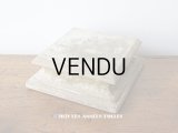 アンティーク ベルベットの大きな台座 オリーブグリーン スクエア型　