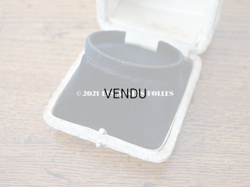 画像5: １９世紀末 アンティーク ジュエリーボックス ブレスレット用　ベルベット ＆ シルクサテン  